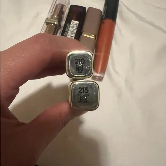 loreal makeup bundle - Picture 3 of 8